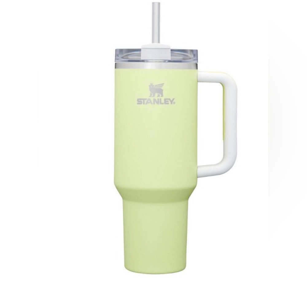 Stanley 40 oz Quencher Tumbler in Citron